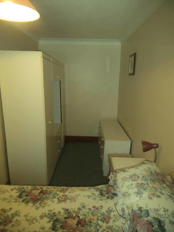 Quayside Close Holiday Apartments بول المظهر الخارجي الصورة